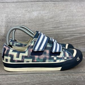Keen Sula Women’s Sz 7 Double Hook & Loop Strap Geometric Patterned Sneakers